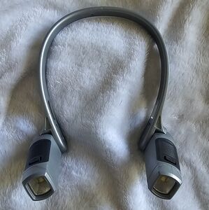 EZRED Anywear Bright Magnetic Neck Light with Detachable Lights for Hands Free